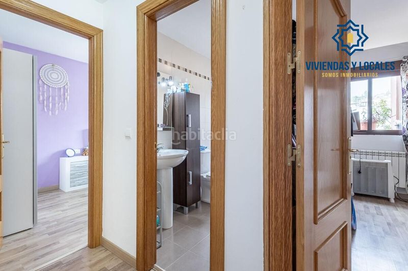 Foto 26aaee82-3d6e-4af3-866f-37e54a9ec269. Àtic amb aparcament a Barrio de la Vega Monachil