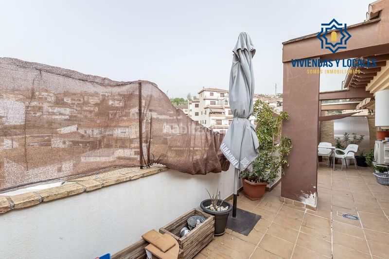 Foto 2b0849f1-ee58-43a0-a338-af89170b5712. Àtic amb aparcament a Barrio de la Vega Monachil