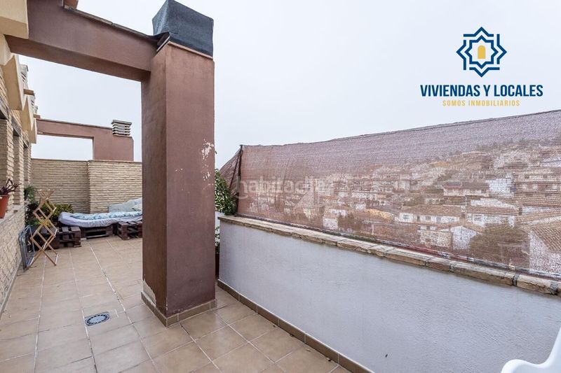 Foto 3e1c1378-f54b-48f9-9078-4e03c4a3cc10. Àtic amb aparcament a Barrio de la Vega Monachil