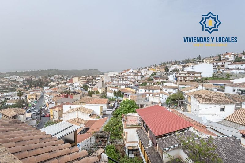 Foto 8250fe2a-89f9-48ef-b9a4-6b87c46bd90f. Àtic amb aparcament a Barrio de la Vega Monachil