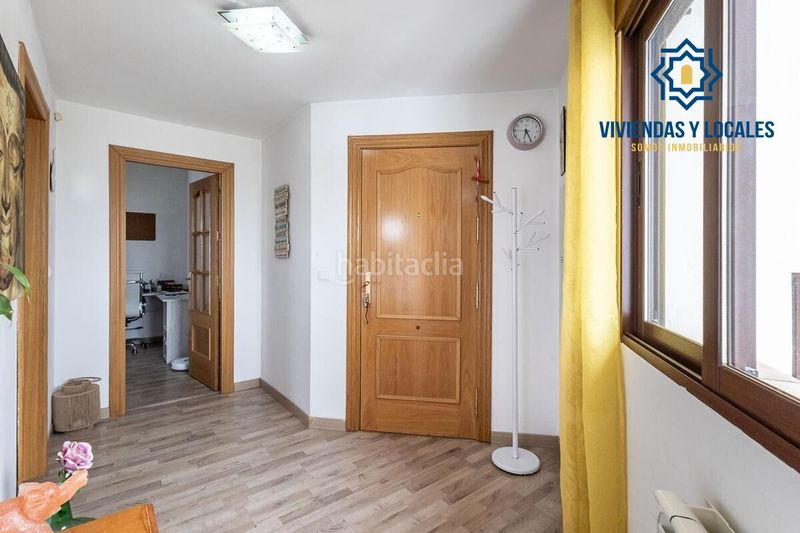 Foto 957d276c-6777-4312-91cc-4ea07cf11f04. Àtic amb aparcament a Barrio de la Vega Monachil