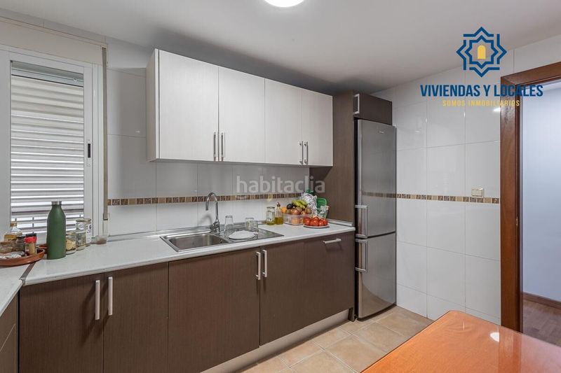 Foto ca74d431-e763-4ce4-bd2f-ac2778a2bab9. Pis amb aparcament a Barrio de la Vega Monachil