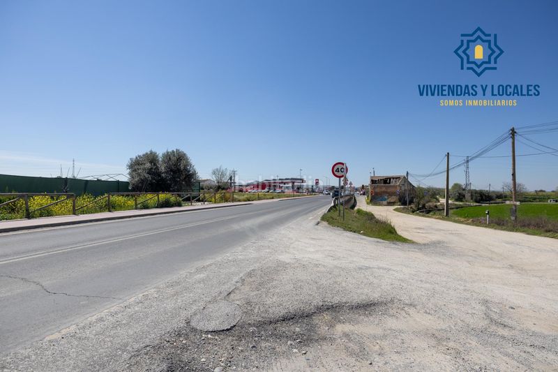 Foto 065f761c-94e7-4c39-9623-f1f297b99122. Masia amb aparcament a Poniente Armilla