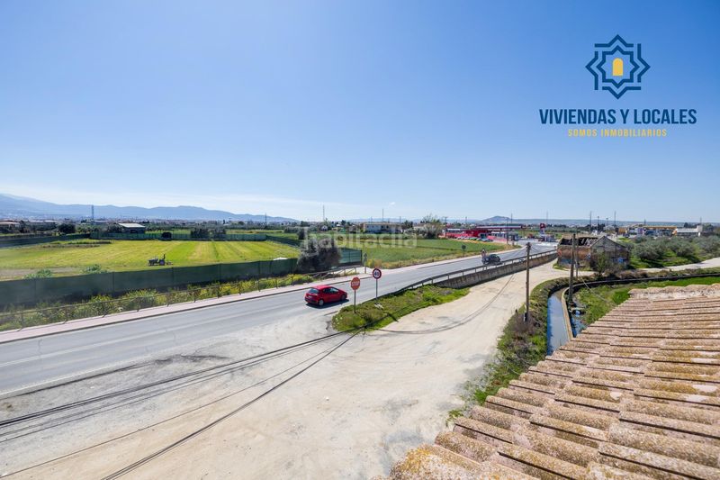 Foto d3eebde6-2f2a-4b6e-b08a-1b656aef82a0. Masia amb aparcament a Poniente Armilla