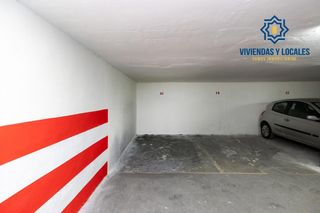 Autoparkplatz in Calle cruz 42. Se vende plaza de garaje para coche pequeño junto plaza gracia y