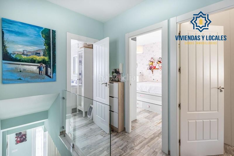 Foto a932a4d3-33bd-44ae-9ea6-644e94ec02d0. Casa aparellada amb aparcament a Atarfe