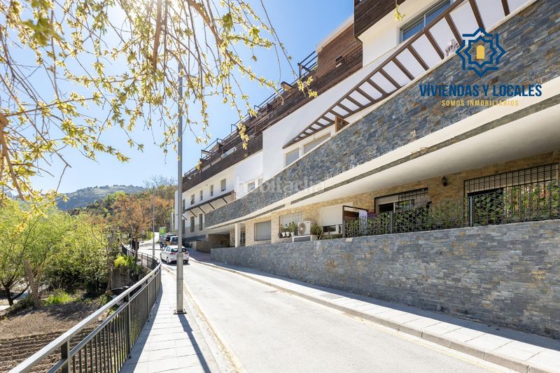 Foto e2b4c1dd-6eaf-4017-ac3a-0a423483bbc2. Pis amb aparcament a Monachil pueblo Monachil