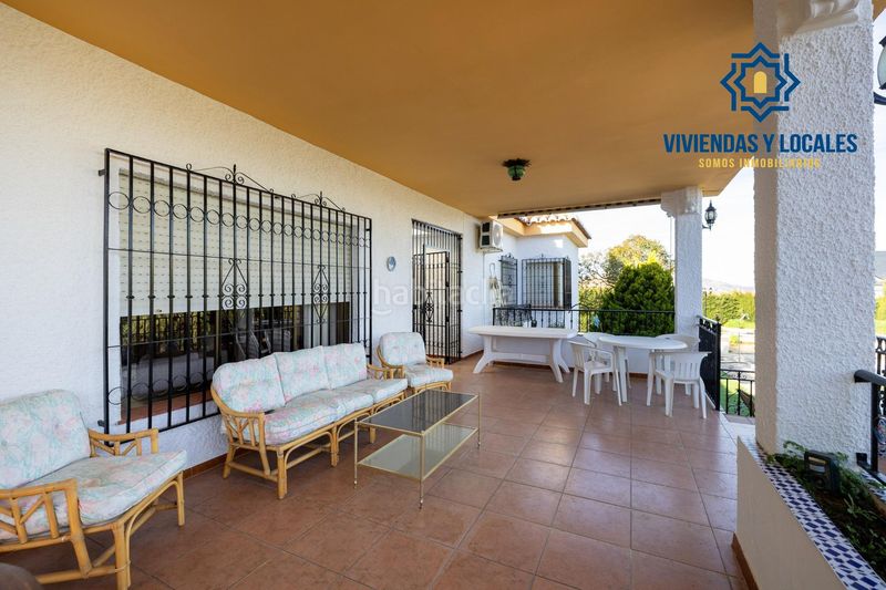 Foto 1ffe9f66-6159-493d-ab44-bd929adfd255. Chalet estupendo chalet en urbanización los alixares de otura en Villa de Otura