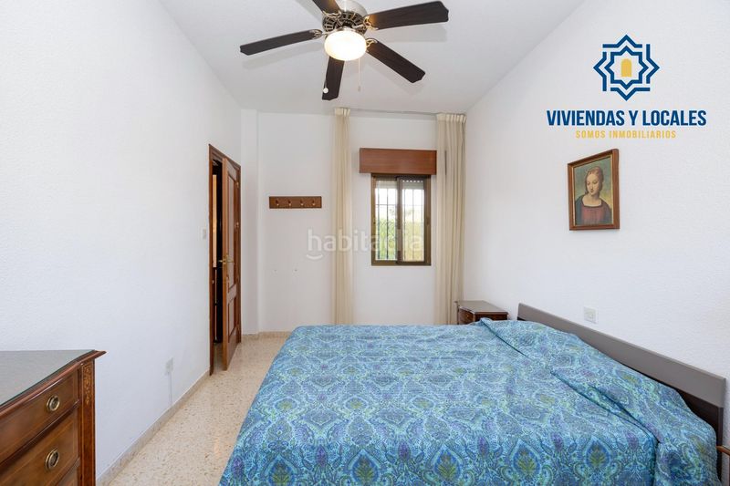 Foto 22aa3afe-8a84-449d-acdd-be15d48e72a0. Chalet estupendo chalet en urbanización los alixares de otura en Villa de Otura