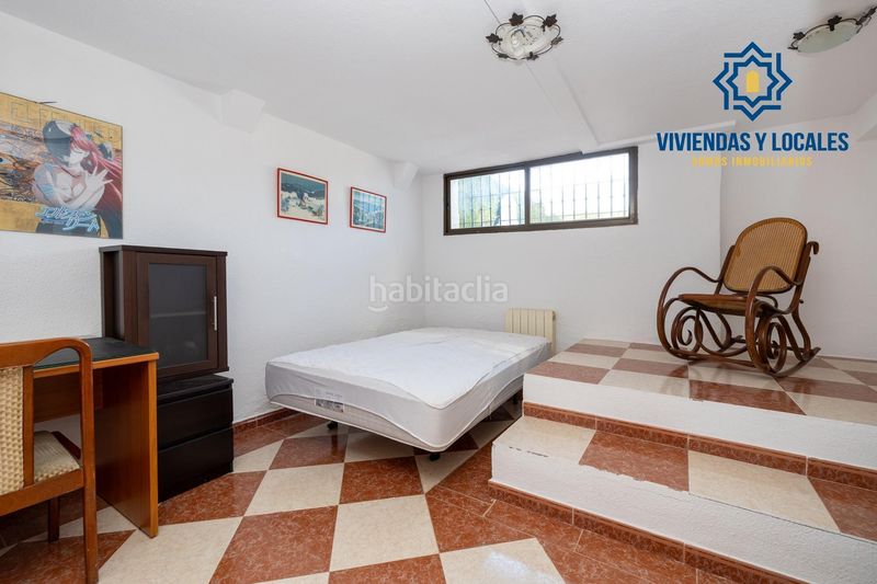 Foto 2a8ed547-5dab-4154-87a6-5101847286a9. Chalet estupendo chalet en urbanización los alixares de otura en Villa de Otura