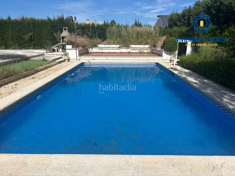 Foto 734b92df-f89d-4e43-8e1b-96a8bea90bcc. Chalet estupendo chalet en urbanización los alixares de otura en Villa de Otura
