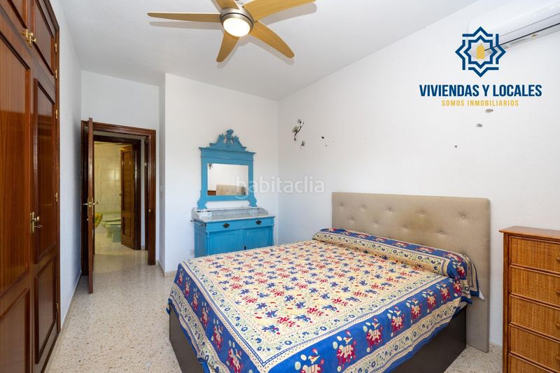 Foto af701ca9-d199-453e-a320-2b642d6d669f. Chalet estupendo chalet en urbanización los alixares de otura en Villa de Otura