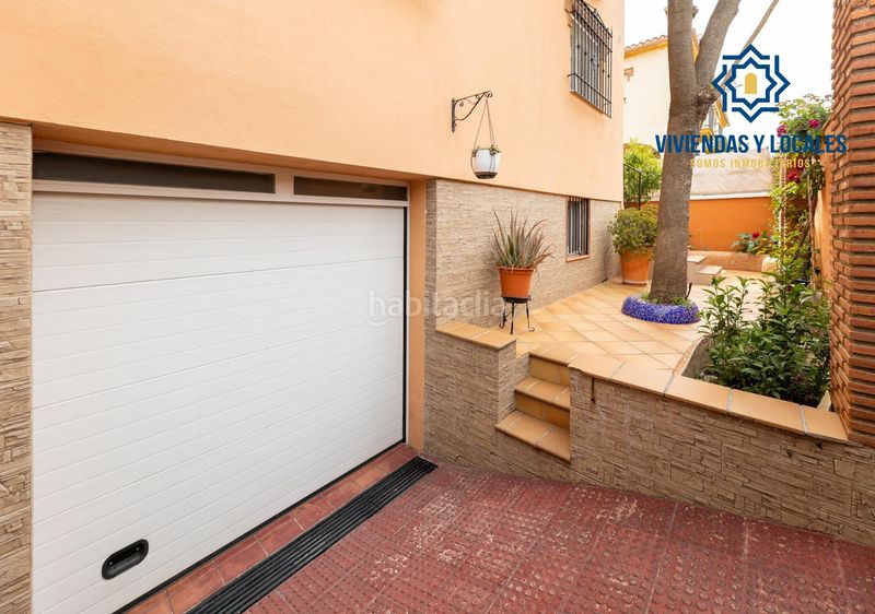 Foto 0c64ebf4-6352-42ab-a459-ce83d6c9d9a3. Casa aparellada amb aparcament a Jun