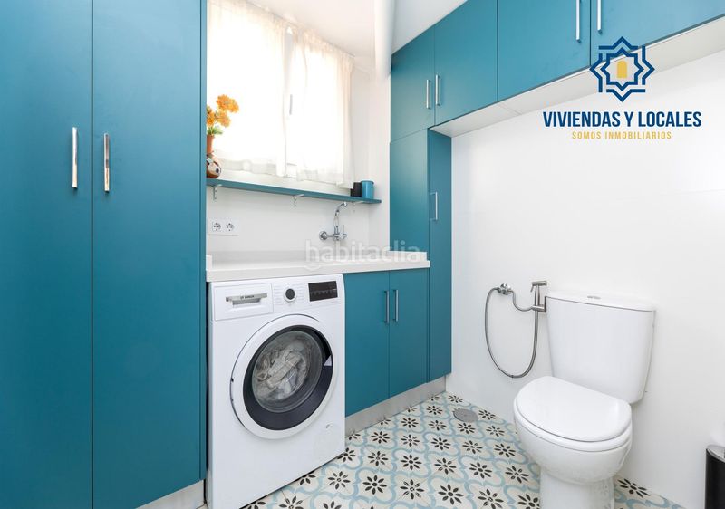 Foto ab0f6446-c971-41ea-b060-7c2f4cd0785f. Casa aparellada amb aparcament a Jun