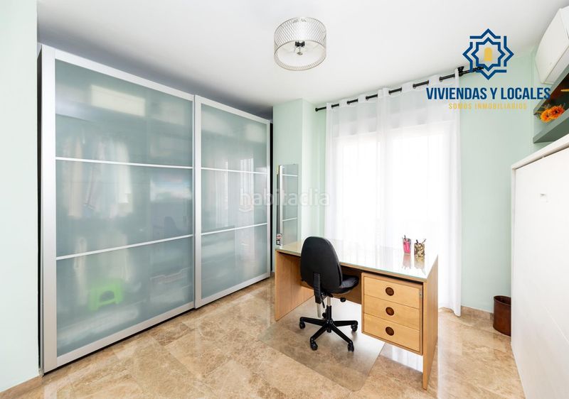 Foto e2fd6a3b-9a5d-4f6f-9b3e-48e3aa27d231. Casa aparellada amb aparcament a Jun