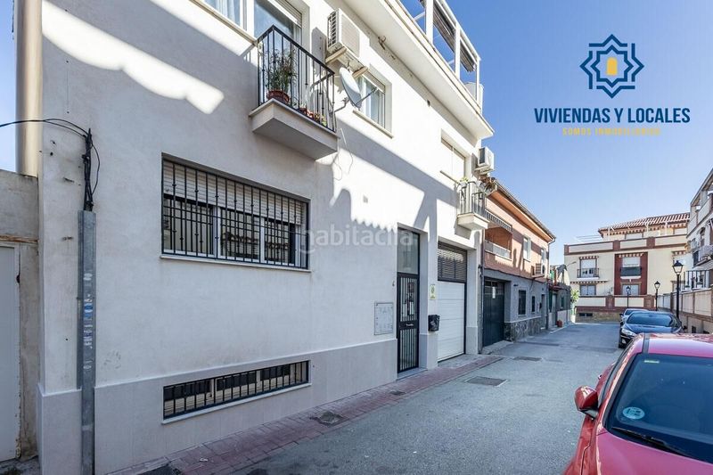 Foto f8ee2541-5148-454c-a978-38d2dfcc5a63. Àtic amb aparcament a Ogíjares