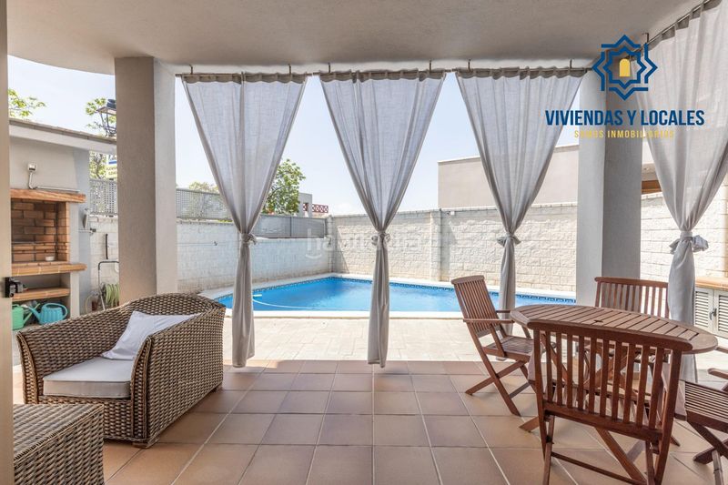 Foto 0d029e2b-fc45-461d-afce-271db1249ca7. Casa amb aparcament piscina a Alfacar