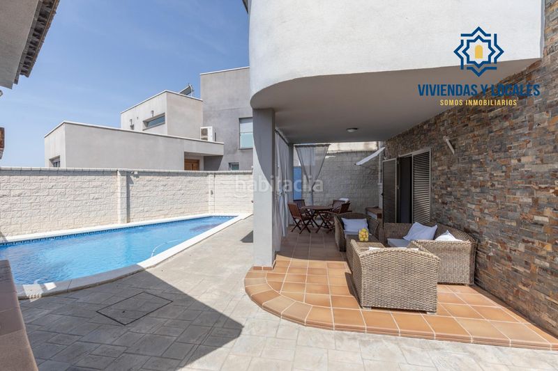 Foto 6de4756e-c170-4e9e-a784-69a49fd9dd36. Casa amb aparcament piscina a Alfacar