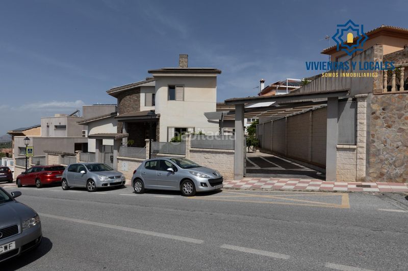 Foto cee3863b-24b9-4803-9a87-58d0012a3cd4. Casa amb aparcament piscina a Alfacar