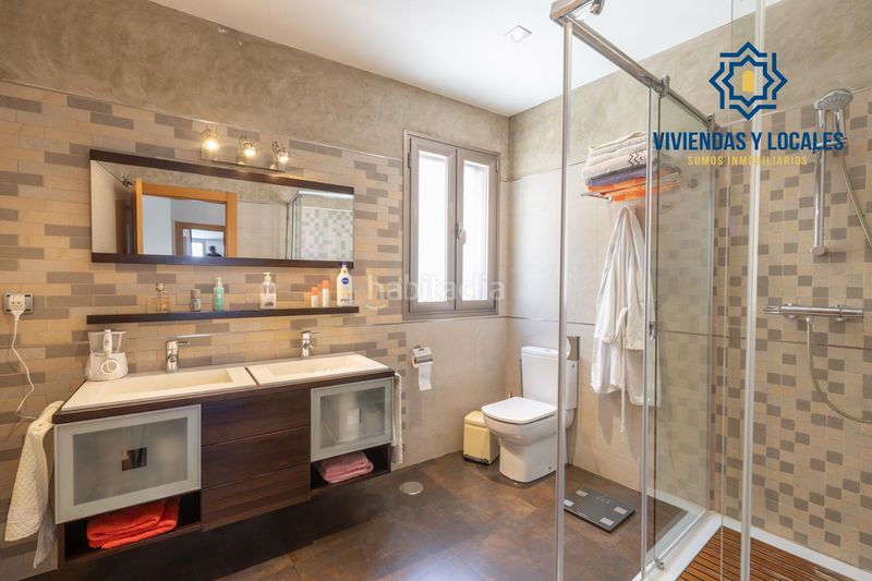 Foto fa8721cd-d843-434b-ba47-57065222e5c4. Casa amb aparcament piscina a Alfacar