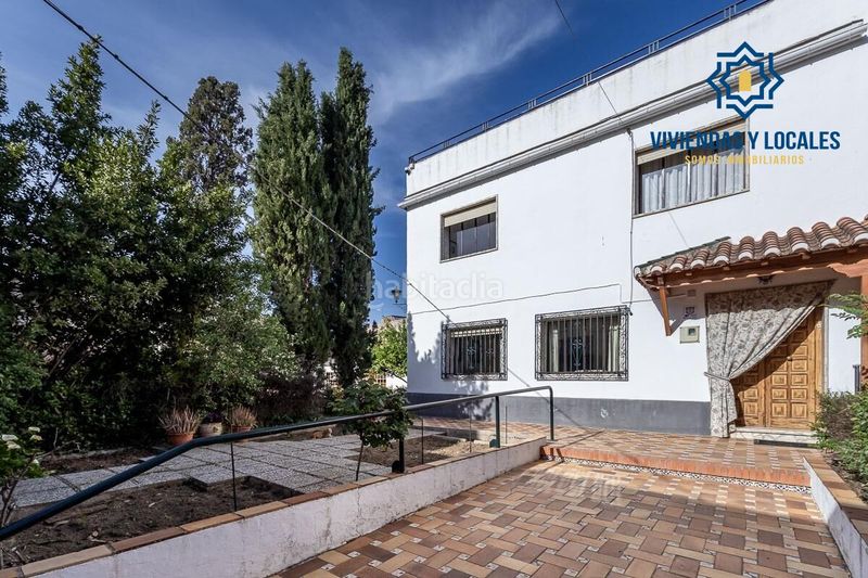 Foto f5227b79-ac82-40e2-93d1-dbdfafd178ad. Casa amb aparcament a Cájar