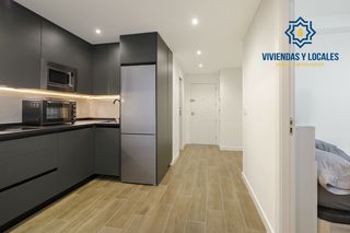Apartament  Calle del escultor antonio martínez olalla. Apartamento reformado en ubicación privilegiada