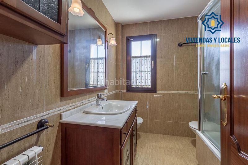 Foto c275a25b-6ee6-4791-9f85-bfa50dc535e3. Casa amb calefacció aparcament a Cájar