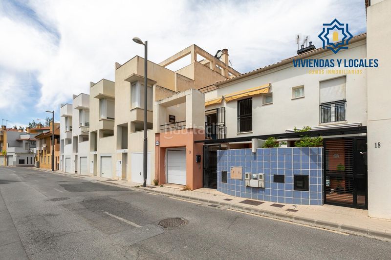 Foto 70364aab-3b0c-4e74-9a07-787ba6ee65f0. Casa adossada amb calefacció aparcament a San Miguel Armilla