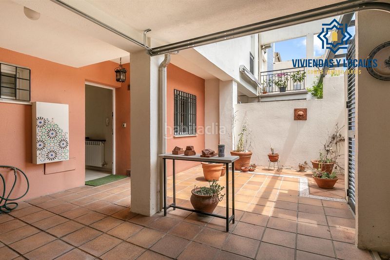 Foto c77118f8-d99d-478f-96ee-07684f04e5bc. Casa adossada amb calefacció aparcament a San Miguel Armilla