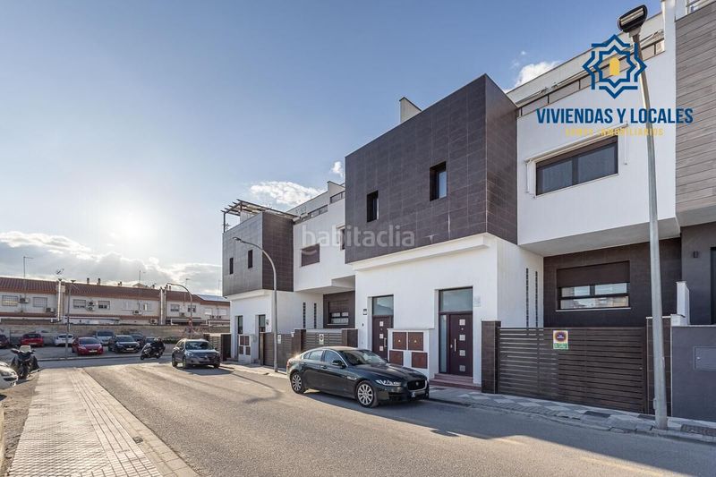 Foto 8a4658d6-13e8-4488-9819-41468ddf9520. Casa amb calefacció aparcament a Maracena