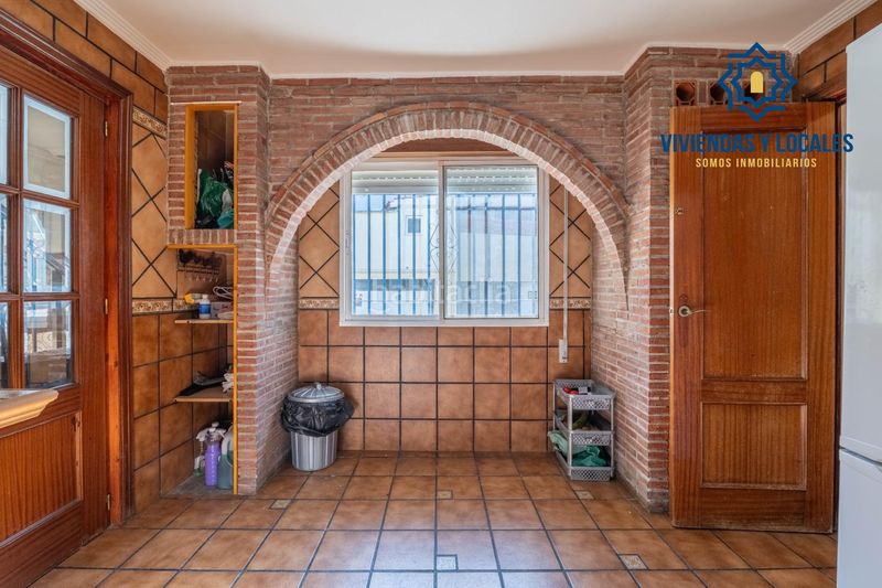 Foto 079c18ca-3ed1-4286-b567-d5428a01720a. Casa amb aparcament a Las Flores - Huerta Gabias (Las)