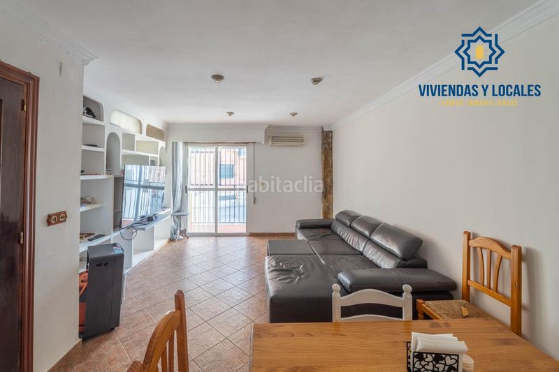 Foto b0282cf0-310b-47dc-8f42-2cd550bbad9d. Casa amb aparcament a Las Flores - Huerta Gabias (Las)