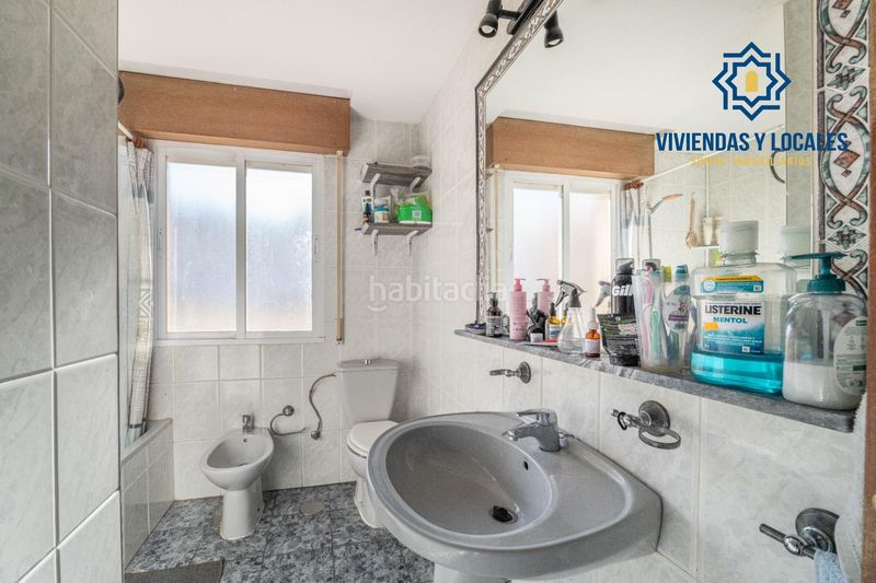 Foto b7eabe5f-c9aa-46b9-928e-c3e2ffa23660. Casa amb aparcament a Las Flores - Huerta Gabias (Las)