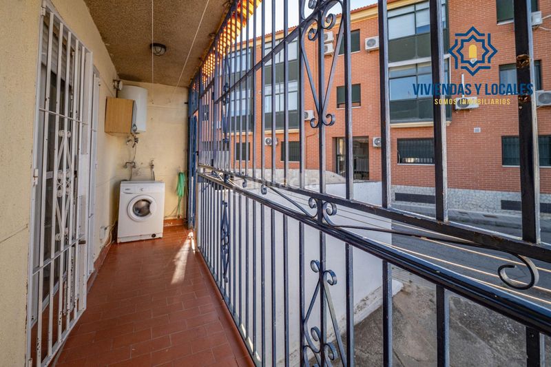 Foto f9d652a7-6765-4188-969d-76f79cab144a. Casa amb aparcament a Las Flores - Huerta Gabias (Las)