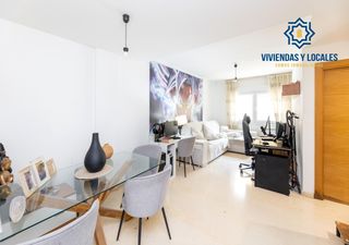 Pis a Barrio de la Vega. Piso de 3 habitaciones en parte baja del barrio de monachil. ren