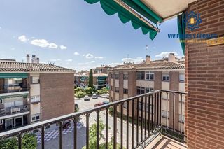 Flat  Avenida juan pablo ii. Traumatología zona. piso 4 dormitorios, 2 baños. calefacción cen