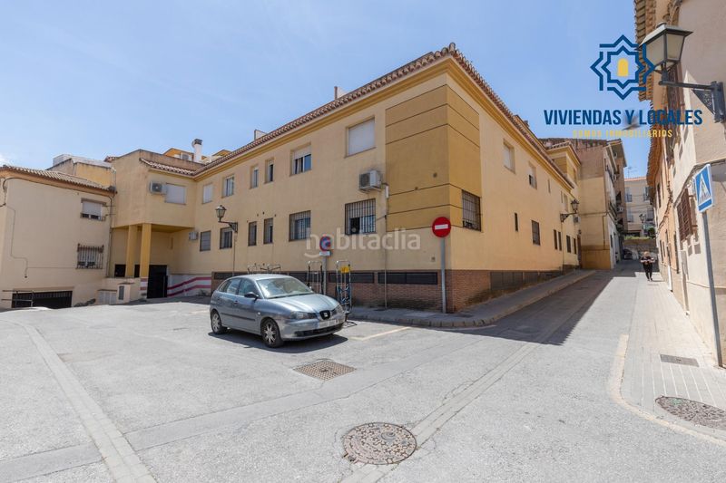 Foto d8aeff9b-c6cb-4872-a794-71d09383d37b. Àtic amb aparcament a Ayuntamiento Alhendín