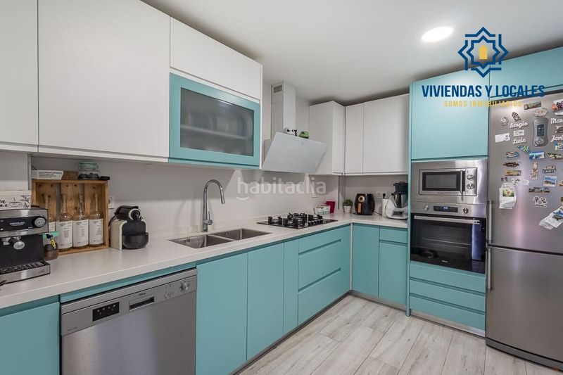 Foto c6c39015-e02f-4a60-b680-cf1473d6a227. Casa adossada amb calefacció aparcament a Gójar