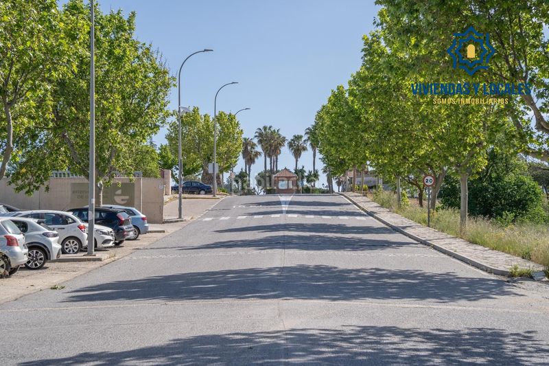 Foto fe7ad1b9-ca71-4989-b32f-b0d7de657207. Xalet amb calefacció aparcament piscina a Dílar