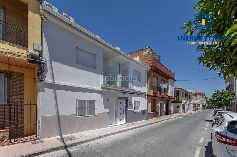 Foto b6a8679e-f12a-4ddc-aaf8-83c08a978f2c. Casa a Avda. De los Ogíjares Armilla