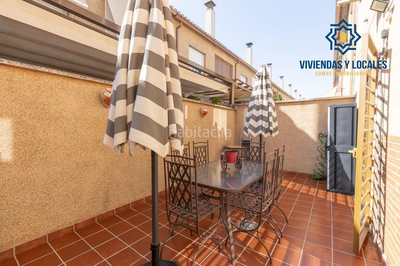 Foto dcc2727a-9fde-4bd3-9c2d-038a5bd55478. Casa adossada amb calefacció aparcament a Poniente Armilla