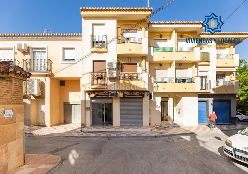 Foto 04c91b21-37a2-419f-9ca7-6ebbc8e2cd3c. Local comercial  con 100m2 en la zubia en Zubia (La)