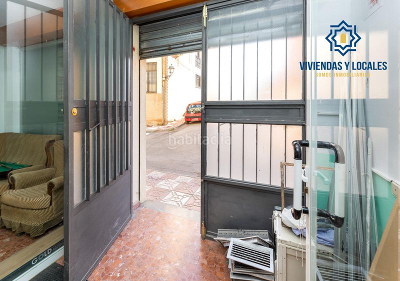 Foto f2b52ac1-660a-4b16-ac58-4e69480609e9. Local comercial  con 100m2 en la zubia en Zubia (La)