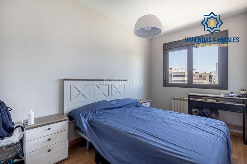 Foto c78bdb61-2fac-43e3-959e-614df40f7062. Pis amb piscina a Parque Lagos Granada