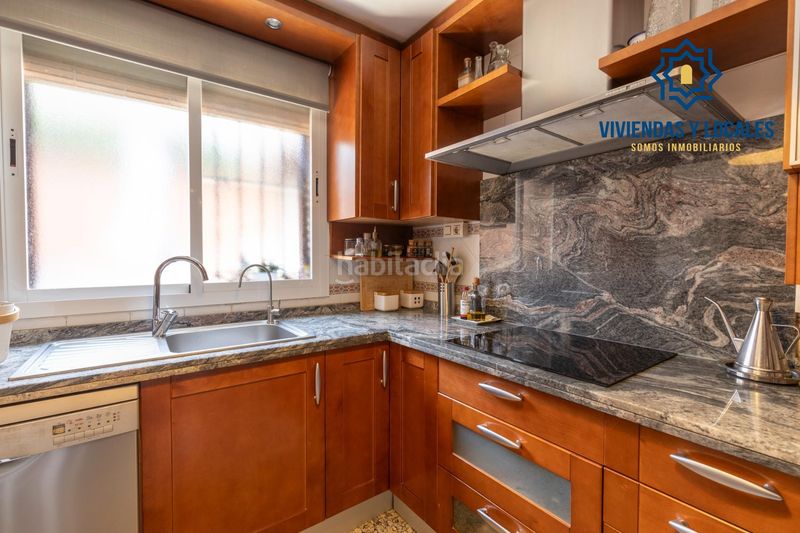 Foto 8eeebf49-5f7c-46f3-b06c-7a9e49fba89d. Chalet exclusiva vivienda premium en la zubia en La Zubia Ciudad Zubia (La)
