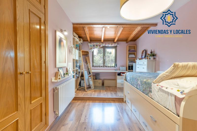 Foto e22324fa-7fef-49e6-b957-854d45bc8cfe. Chalet exclusiva vivienda premium en la zubia en La Zubia Ciudad Zubia (La)