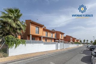 Maison jumelée  Calle miguel valle tendero. Chalet pareado en jun amplitud, comodidad y una ubicación perfec