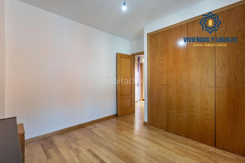 Foto 952b3e74-8479-4a11-81e8-26a25693b84d. Casa aparellada amb calefacció aparcament a Jun