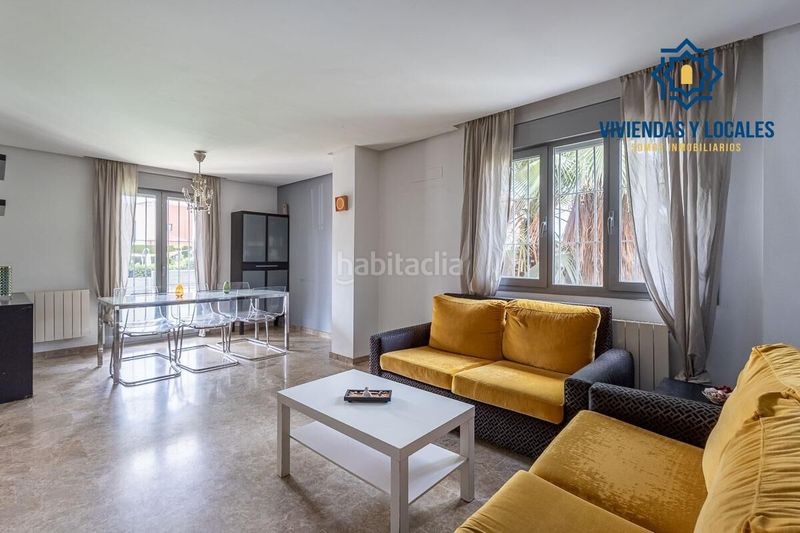 Foto a16dfc0b-e954-43bc-844f-8276c1b19ba0. Casa aparellada amb calefacció aparcament a Jun