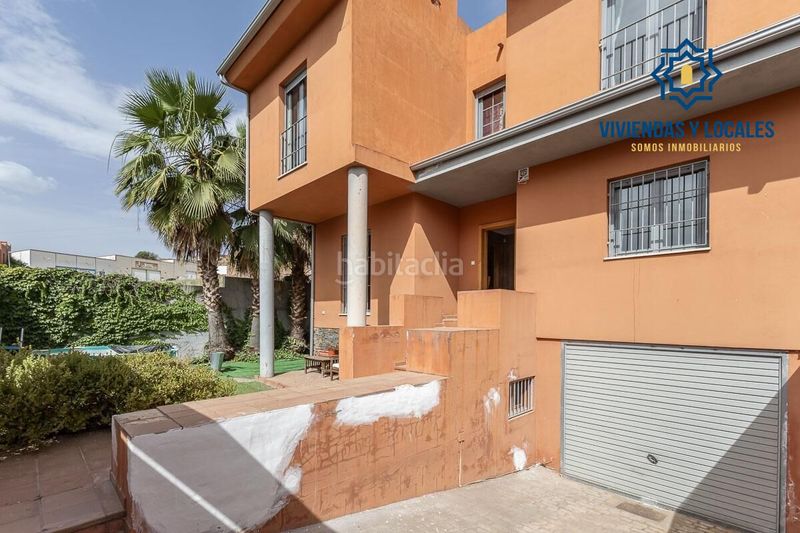 Foto a85ae31c-76e6-4bdd-9a6f-7edd78e696c4. Casa aparellada amb calefacció aparcament a Jun